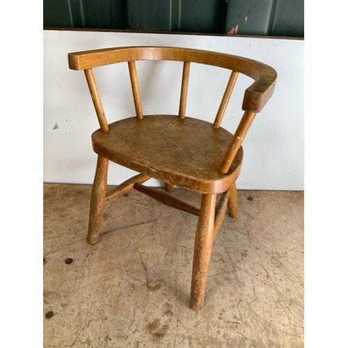 512 - Childs Chair