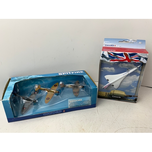 750 - Oxford Model Aeroplanes - Spitfire and Concorde