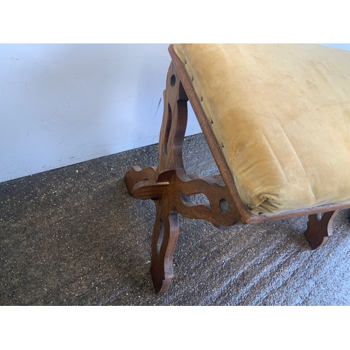 908 - Upholstered Stool