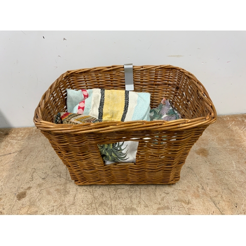 940D - Basket and Contents - Kitchen Linen