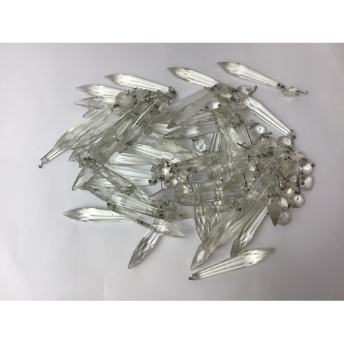 778 - 49x Vintage Chandelier Crystal Glass Lustres