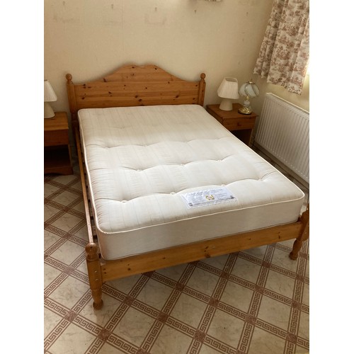 100A - Pine Double Bed