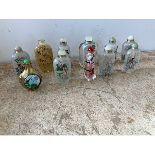 819 - Chinese Scent Bottles