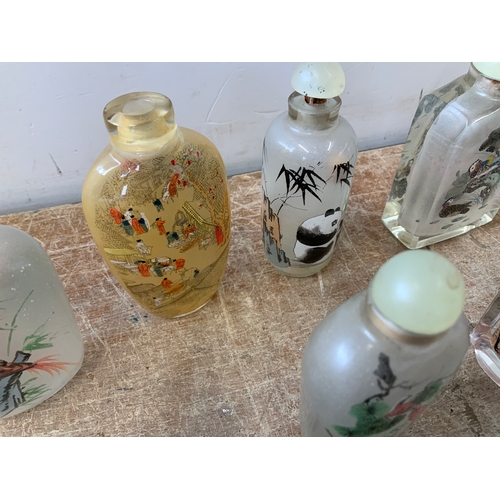 819 - Chinese Scent Bottles