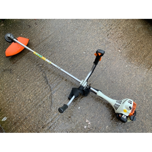 88A - Stihl Strimmer - Working