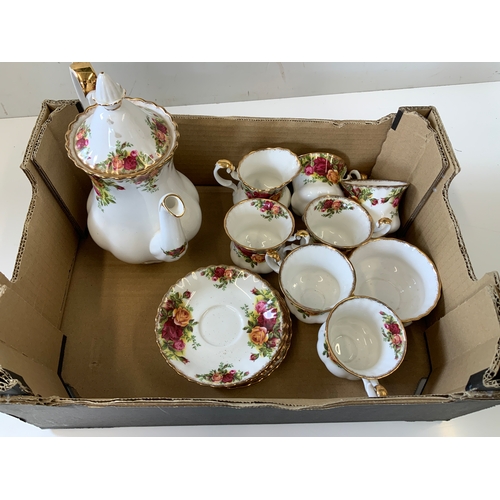 458 - Royal Albert Old Country Roses China