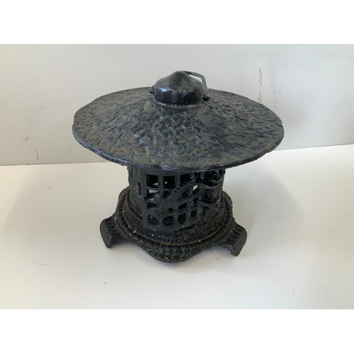 519 - Cast Iron Lamp