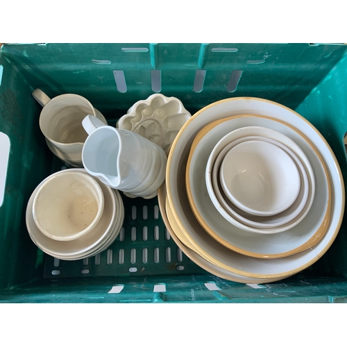 578 - Mixing Bowls and Jugs - Crate Not Included