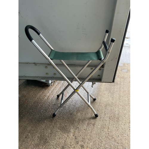 177 - Folding Outdoor Seat/Stick