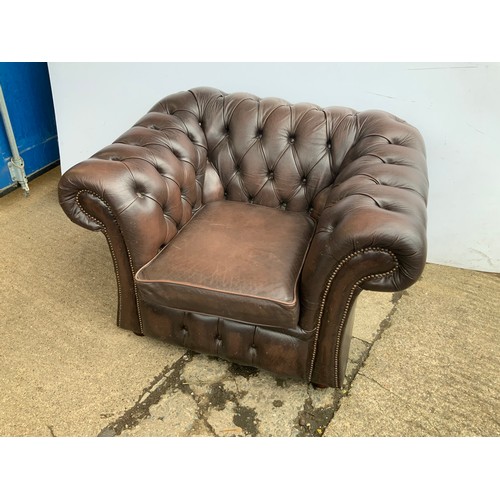 140 - Brown Leather Chesterfield Club Chair