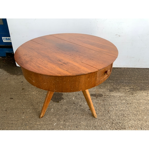 685 - Retro Table with Storage