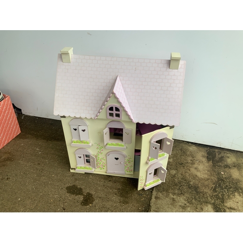 655 - Dolls House