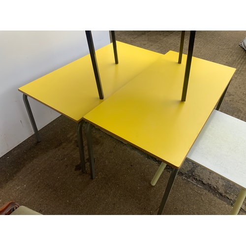 625 - Childs Tables