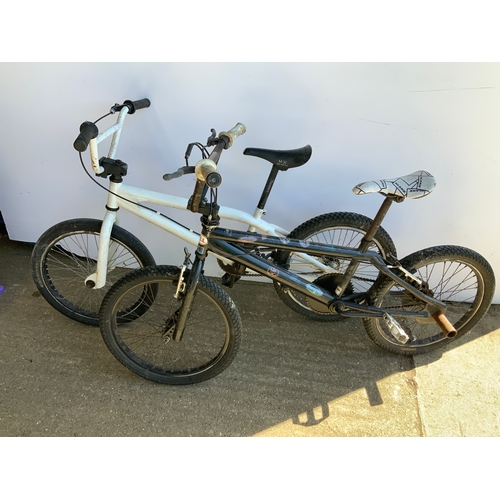 89 - 2x BMX Bikes