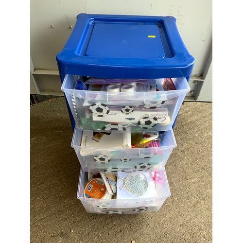 501 - Wheeled Storage Drawers and Contents - Craft Materials