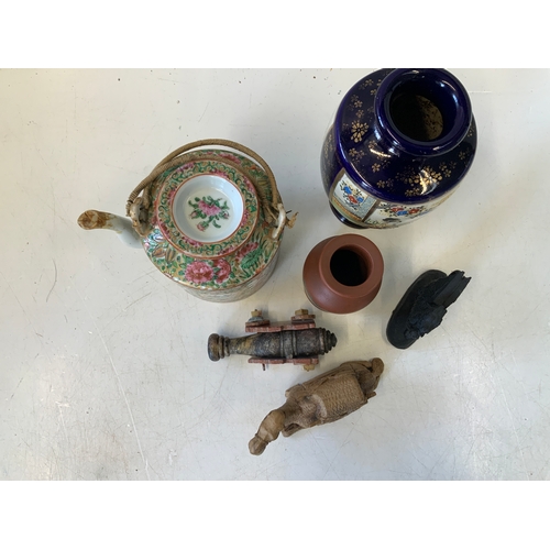 256 - Chinese Teapot etc