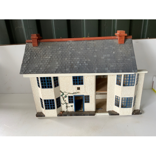 1026 - Dolls House