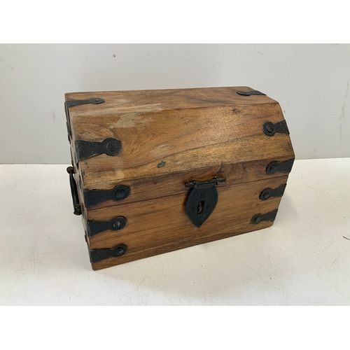 578 - Mexican Pine Jewellery Box