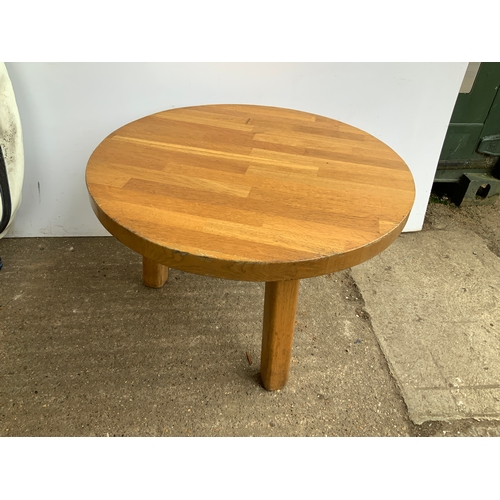 814A - Oak Coffee Table