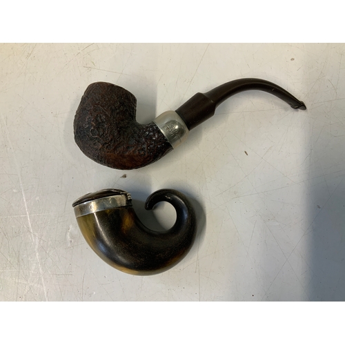 894 - 2x Smokers Pipes