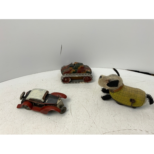 900 - 3x Vintage Wind-up Toys - * PLEASE NOTE - WE WILL BE OPEN ON FRIDAY AND BANK HOLIDAY MONDAY FOR COLL... 