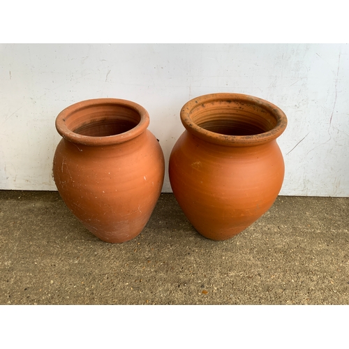 61 - 2x Terracotta Pots