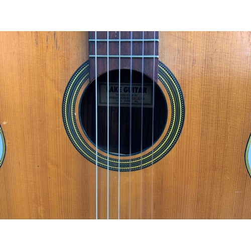 593 - Acoustic Guitar