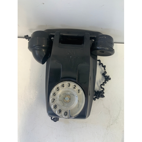 207 - Vintage Telephone