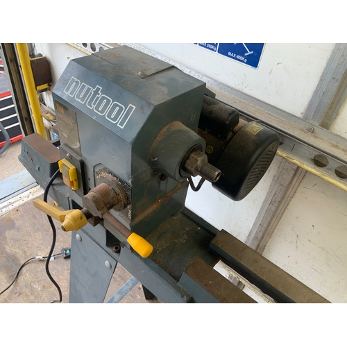 Nutool Woodturning Lathe - MC900 - Working