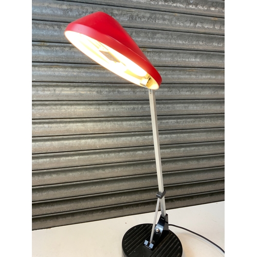 507 - Anglepoise Lamp - Working