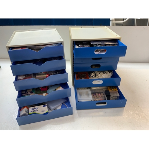 440 - Plastic Storage Drawers and Contents - Craft Items