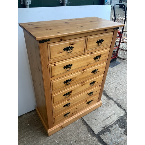 889 - Pine Chest of Drawers