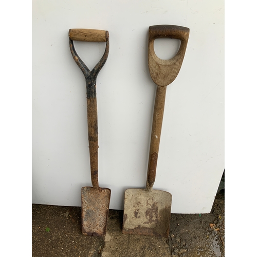 131 - Spade and Shovel