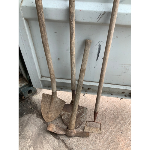 131A - Shovels etc