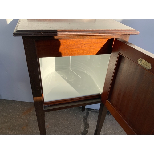 658 - Pot Cupboard with Original Ceramic Lining