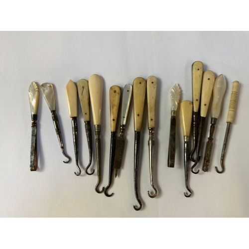 837 - Mother of Pearl/Bone Crochet Hooks