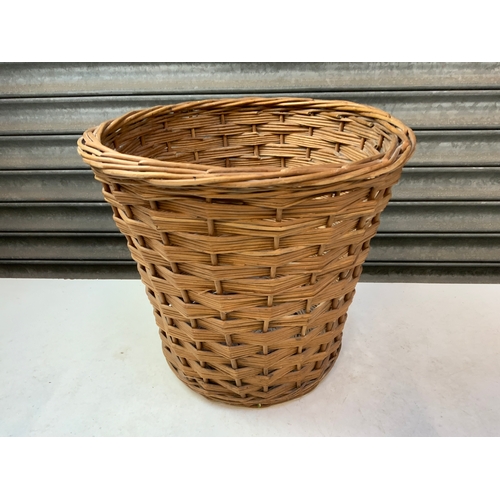 979 - Log Basket