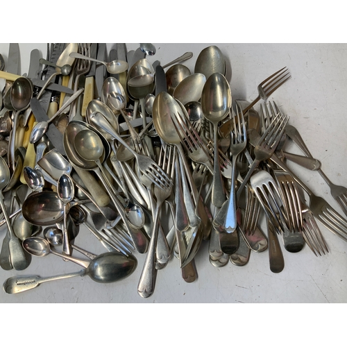 347 - Vintage Cutlery