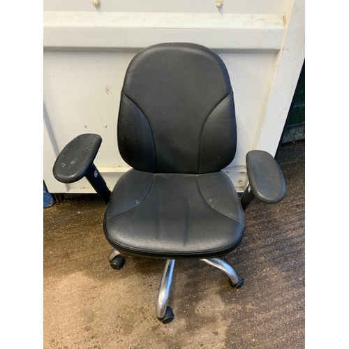 742 - Office Chair