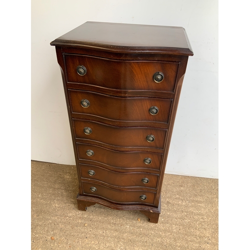 801 - Reproduction Chest