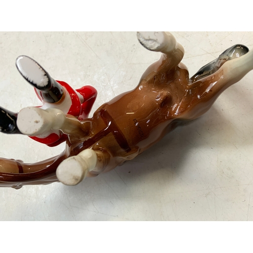 867 - Beswick Horse and Huntsman