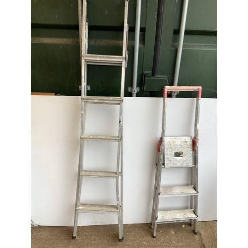 10 - Aluminium Ladders