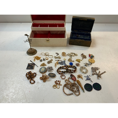 372 - Jewellery Boxes and Contents - Jewellery