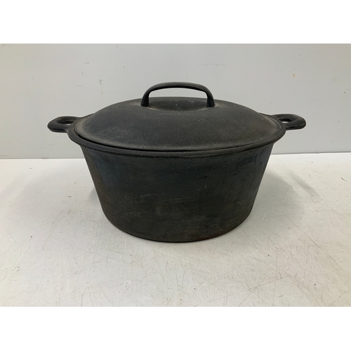 30 - Cast Iron Cooking Pot