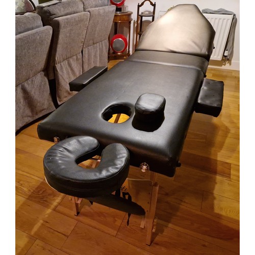 890 - Vesgantti Portable Massage Bed - Little Use