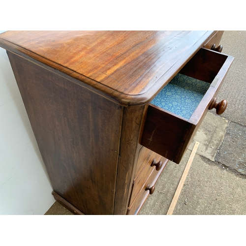 632 - Victorian Mahogany Chest of Drawers