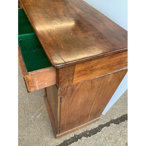 725 - Mahogany Buffet