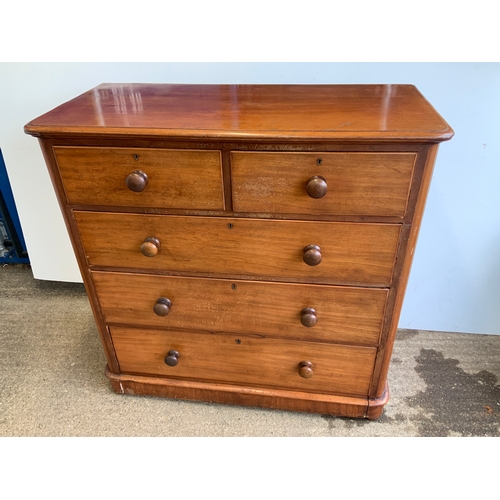 1012 - Victorian Mahogany Chest of Drawers