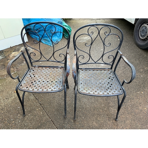 58 - 2x Metal Garden Chairs