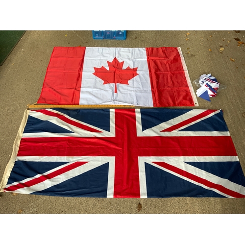 200 - Union Jack Flag, Canadian Flag and Bunting